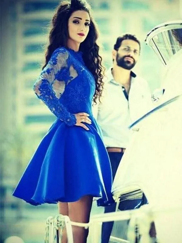 A-Line Satin Jewel Long Sleeves Short Cokctail Dresses With Applique