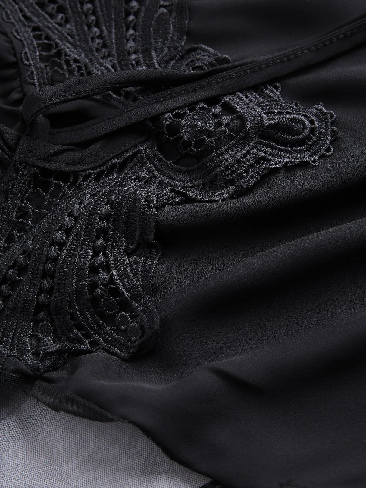 Custom V-Neck Plain Crochet Lace Embellished Self-Tie Sleeveless T-Shirts