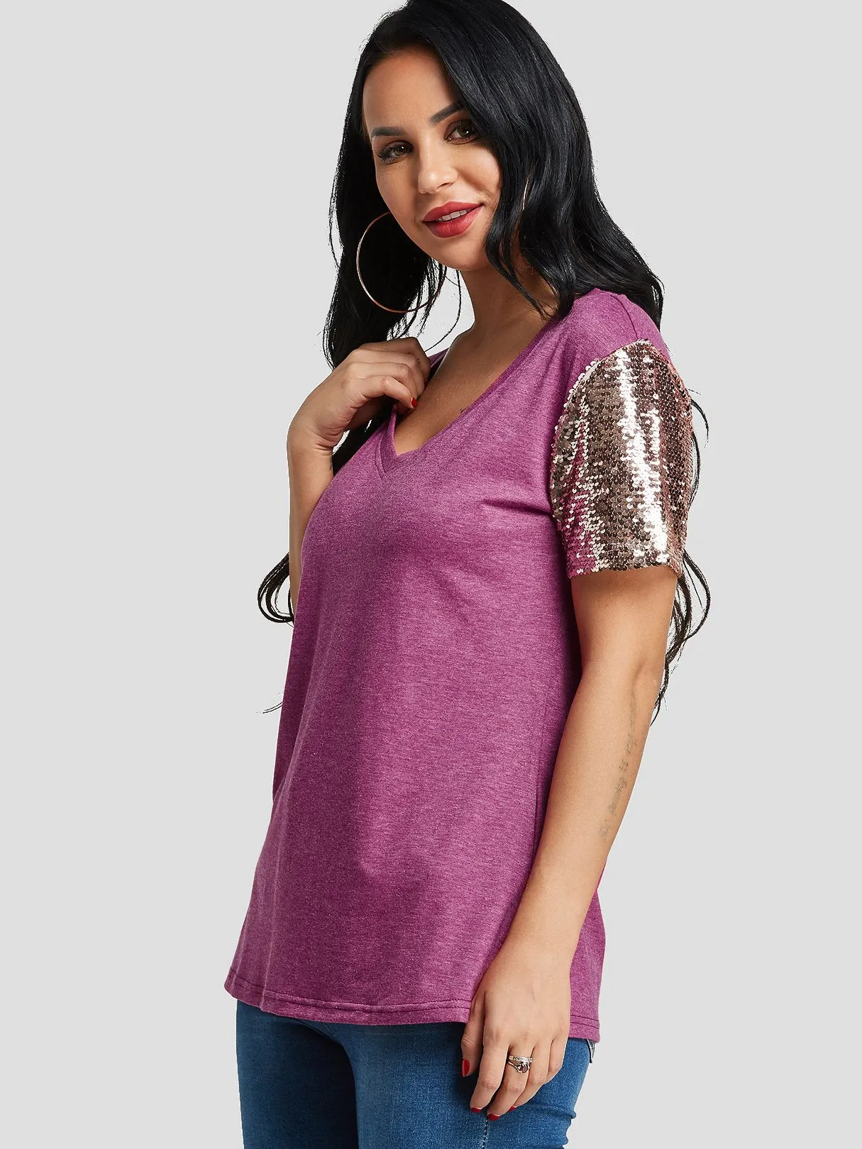 Custom V-Neck Sequins Embellished Short Sleeve T-Shirts