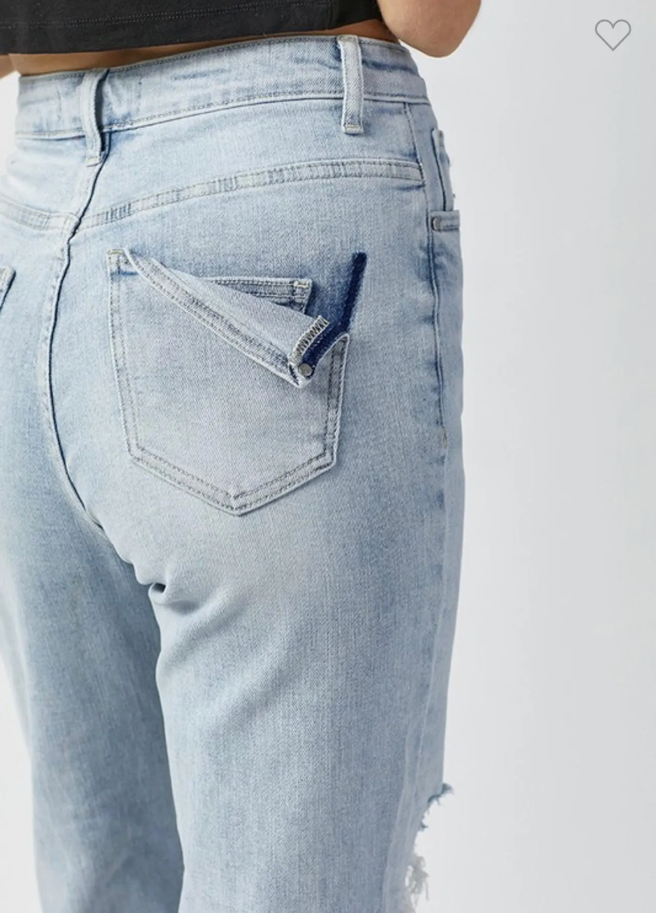 Flap Pocket Stretch Boyfriend Jeans