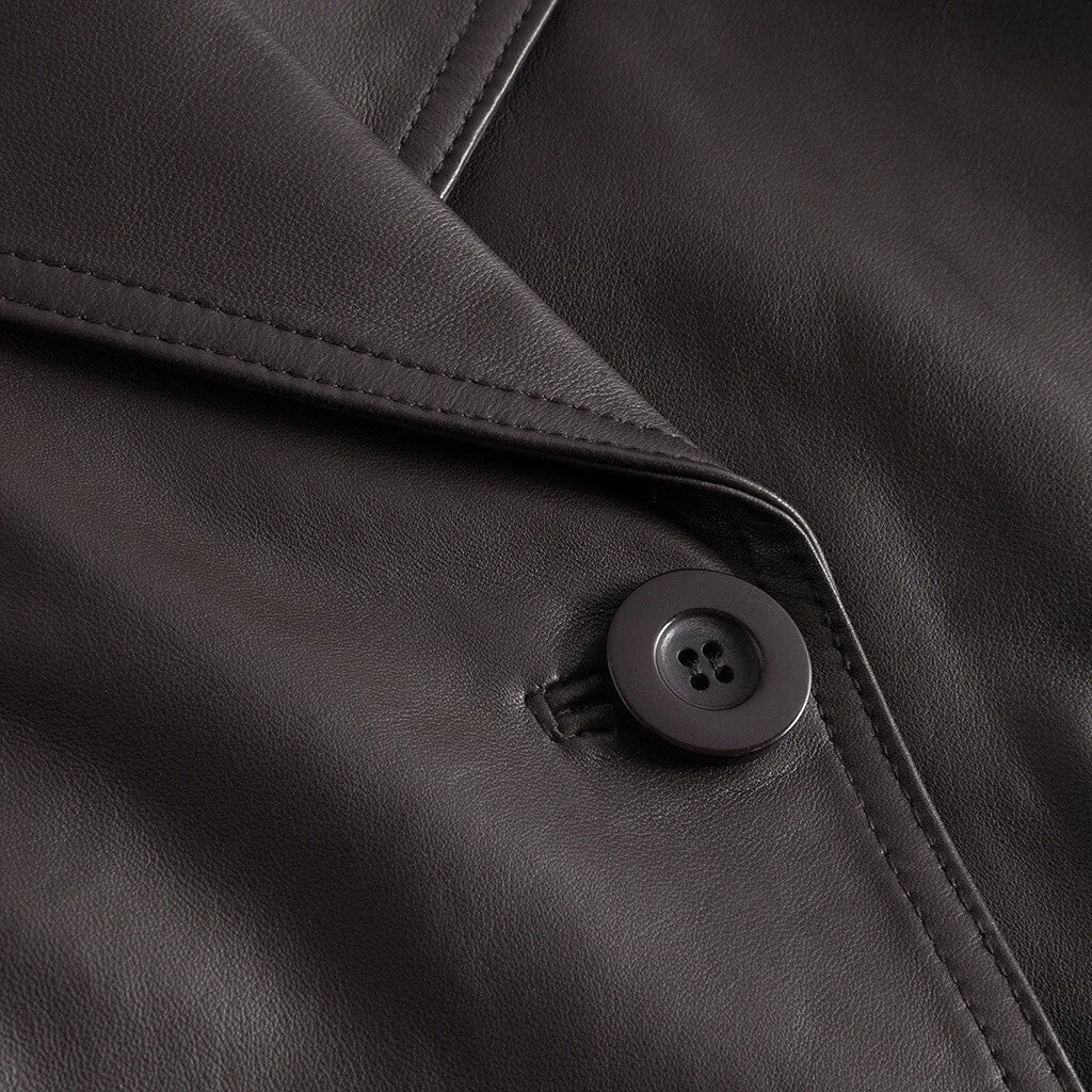 Trendy kort May trenchcoat i blødt skind / 51146 - Chocolate